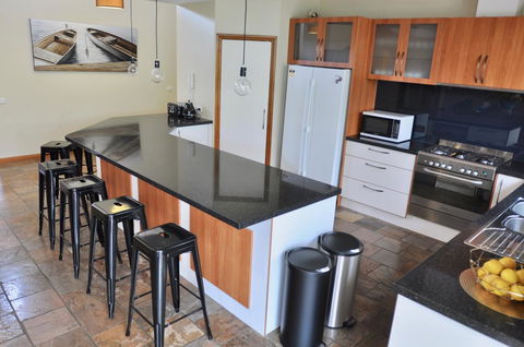 Crimea Retreat - Accommodation QLD 12