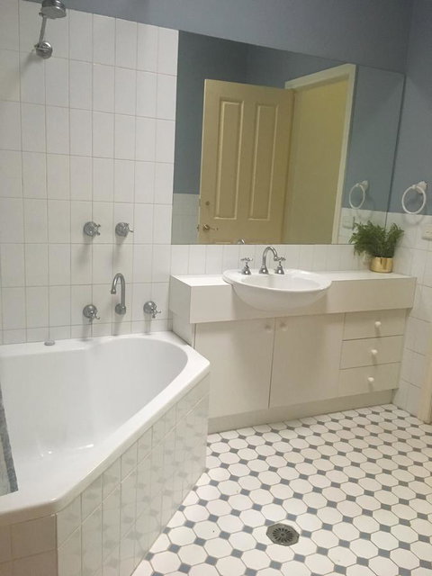 The Orchard House - Accommodation QLD 17