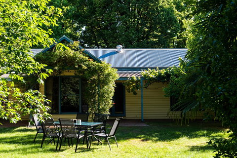The Orchard House - Accommodation QLD 6