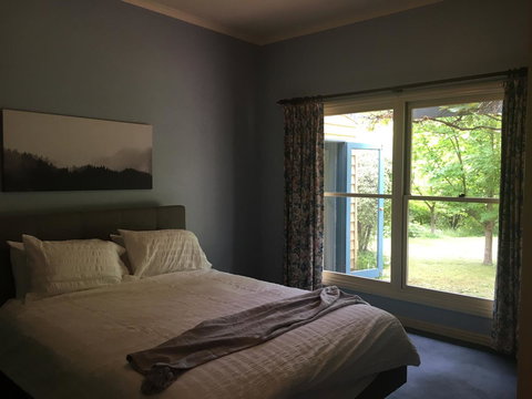 The Orchard House - Accommodation QLD 22