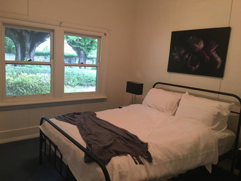 The Orchard House - Accommodation QLD 24