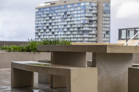 Signature Waterfront Apartments - Accommodation QLD 32