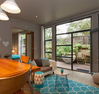 The Love Shack - romantic bungalow - Accommodation QLD