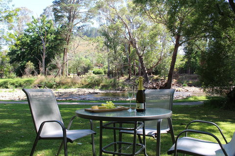 Goldfield Holiday Units - Accommodation QLD 22