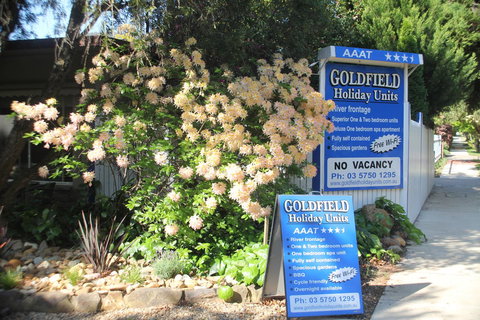 Goldfield Holiday Units - Accommodation QLD 29