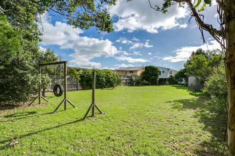 Beach Front Beauty - Ocean Front Views - Accommodation QLD 16