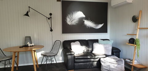 Tangenong Cottages - Accommodation QLD 6