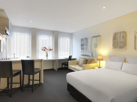 Oaks Melbourne On Collins Suites - Accommodation QLD 7