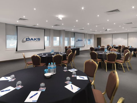 Oaks Melbourne On Collins Suites - Accommodation QLD 5