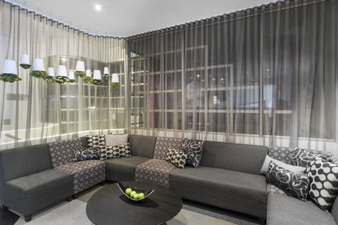 Mantra On The Park - Accommodation QLD 10