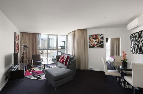 The Sebel Melbourne Docklands Hotel - Accommodation QLD 16