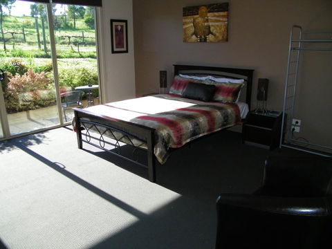 De\'Vine Escape - Accommodation QLD 4