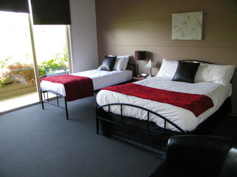 De\'Vine Escape - Accommodation QLD 14