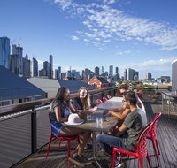 Melbourne Metro YHA - Accommodation QLD