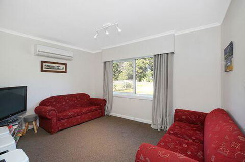 The Hill House - Accommodation QLD 1