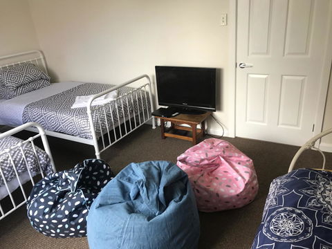 The Hill House - Accommodation QLD 6