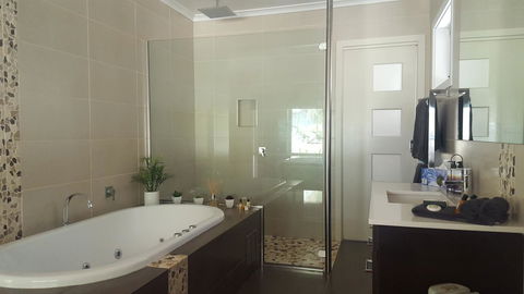 Abbys Cottages Bright - Accommodation QLD 35