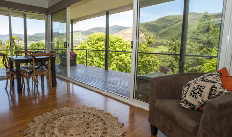 Abbys Cottages Bright - Accommodation QLD 2