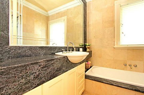 ABC Accommodation - Rosebud - Accommodation QLD 15