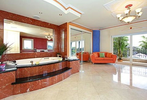ABC Accommodation - Rosebud - Accommodation QLD 2