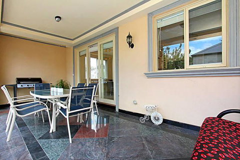 ABC Accommodation - Rosebud - Accommodation QLD 12