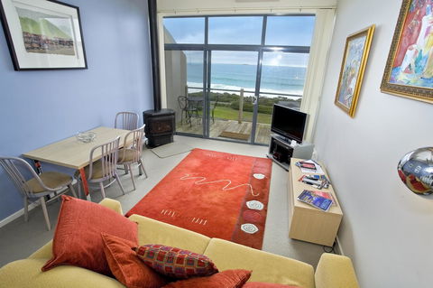 5 Whitecrest Great Ocean Road Resort - Ocean Views - Accommodation QLD 8