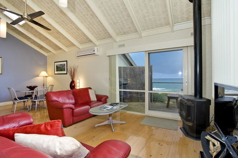 5 Whitecrest Great Ocean Road Resort - Ocean Views - Accommodation QLD 5
