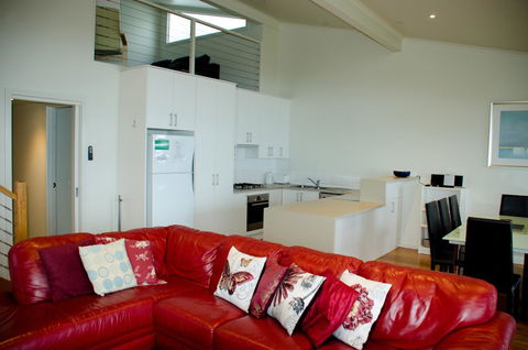 5 Whitecrest Great Ocean Road Resort - Ocean Views - Accommodation QLD 31
