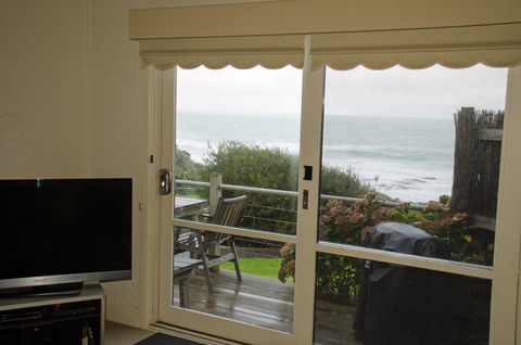 5 Whitecrest Great Ocean Road Resort - Ocean Views - Accommodation QLD 18