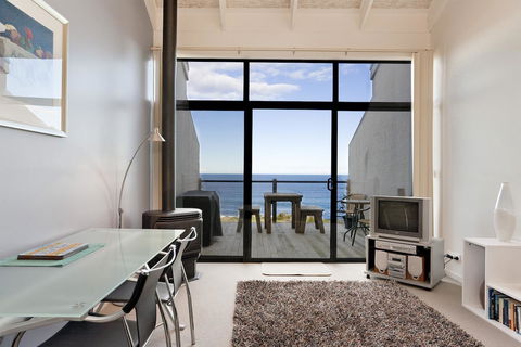 5 Whitecrest Great Ocean Road Resort - Ocean Views - Accommodation QLD 6
