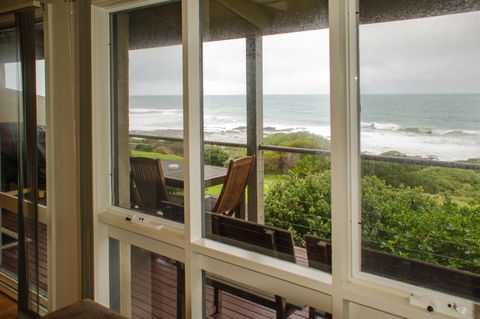 5 Whitecrest Great Ocean Road Resort - Ocean Views - Accommodation QLD 30