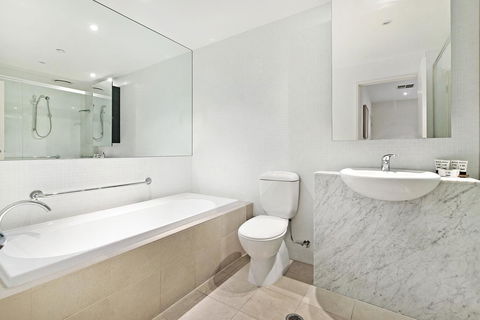 ULTIQA Little Collins (located At The Hero Apartment Building) - Accommodation QLD 27