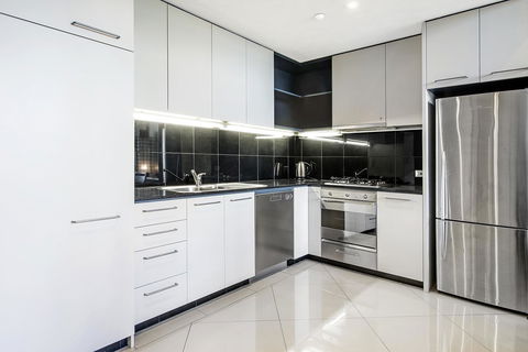 ULTIQA Little Collins (located At The Hero Apartment Building) - Accommodation QLD 3