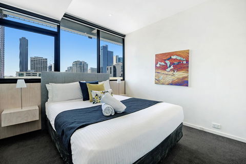 ULTIQA Little Collins (located At The Hero Apartment Building) - Accommodation QLD 5