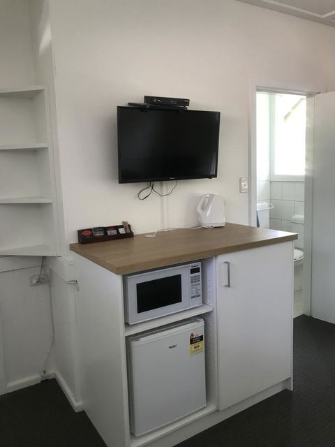 Gipsy Point Lodge & Cottages - Accommodation QLD 14