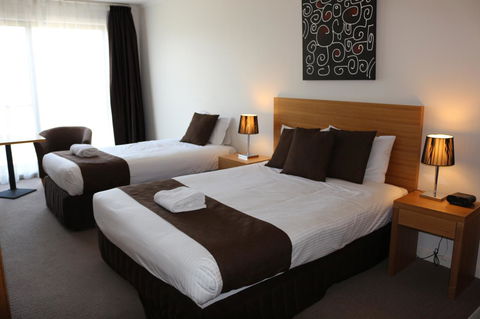 Bairnsdale International - Accommodation QLD 28