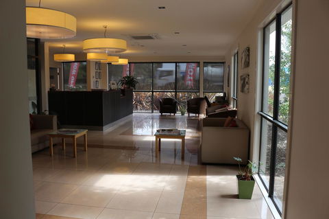 Bairnsdale International - Accommodation QLD 18