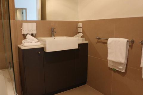 Bairnsdale International - Accommodation QLD 24