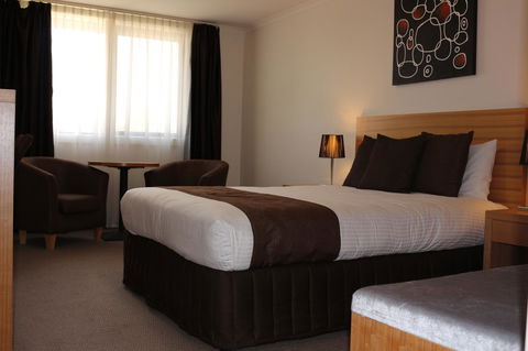 Bairnsdale International - Accommodation QLD 21