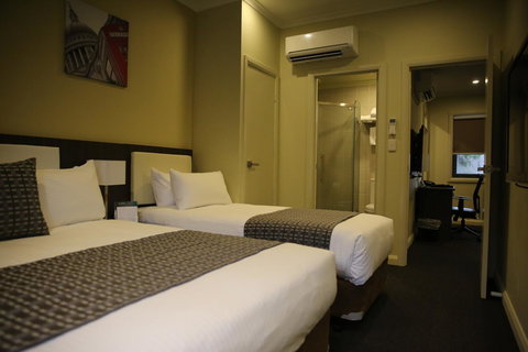 Quality Hotel Melbourne Airport - Accommodation QLD 43