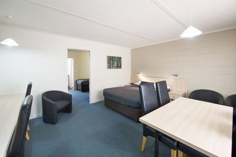 Box Hill Motel - Accommodation QLD 1