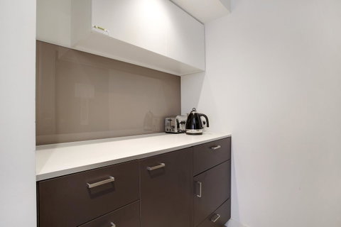 Seasons Heritage Melbourne - Accommodation QLD 15