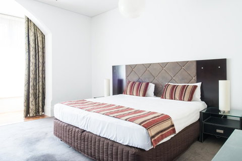 Seasons Heritage Melbourne - Accommodation QLD 25