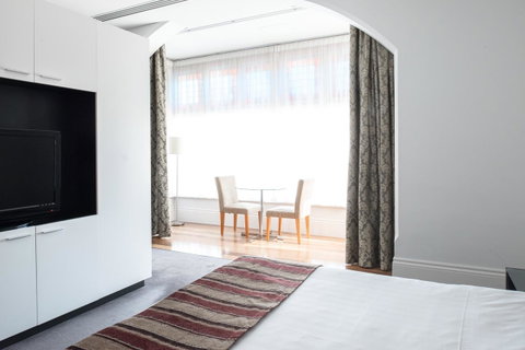 Seasons Heritage Melbourne - Accommodation QLD 24
