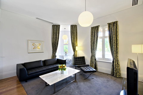 Seasons Heritage Melbourne - Accommodation QLD 34