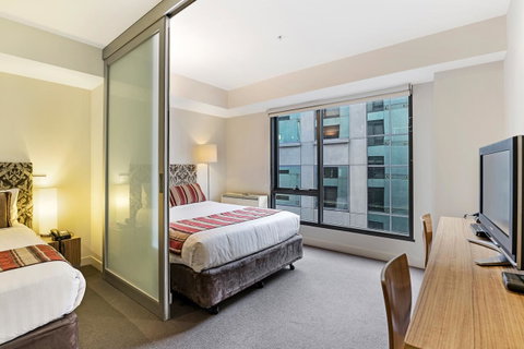 Seasons Heritage Melbourne - Accommodation QLD 3