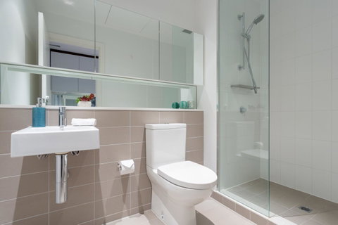 Wyndel Apartments - St Kilda Views - Accommodation QLD 5