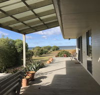 Eagle Bay Views - Accommodation QLD