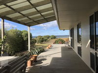 Book Eagle Point Accommodation Vacations Accommodation QLD Accommodation QLD