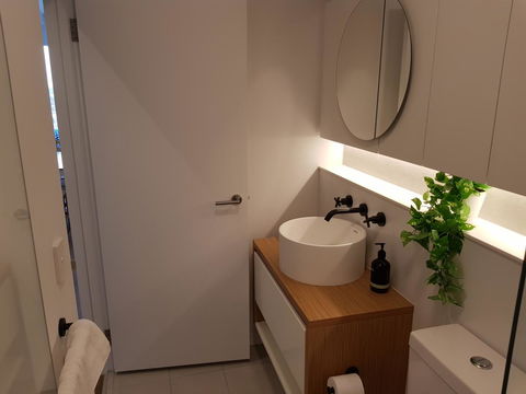 Ivanhoe Apartments - Accommodation QLD 24
